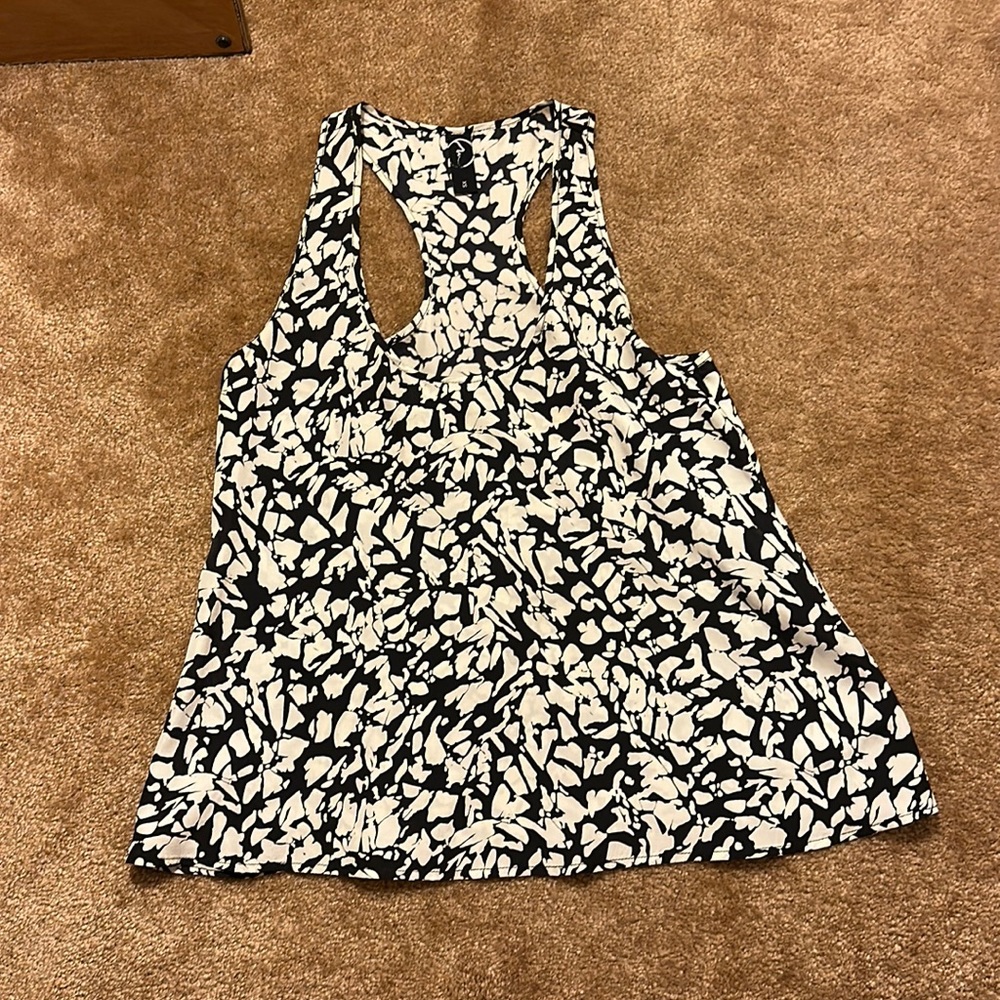 Silk scoop neck tank